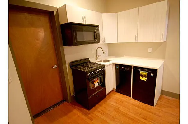 Rented by MetroNest | media 8