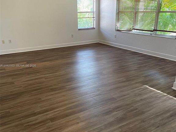 4th image of 17404 SW 47th Ct