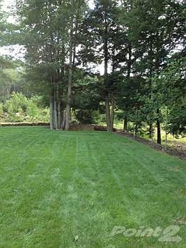 Large private yard,