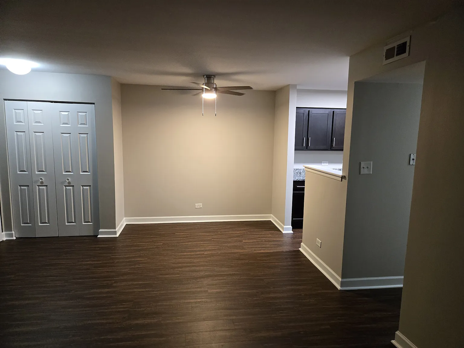 2 bed, 1015 sqft, $1,990 — Photo 3