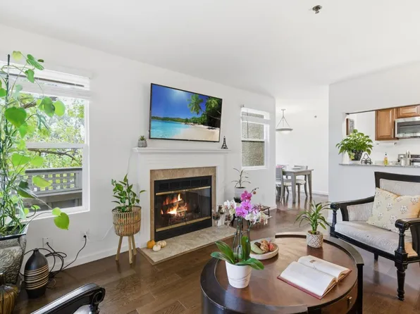 673 Royston Ln APT 233, Hayward, CA 94544