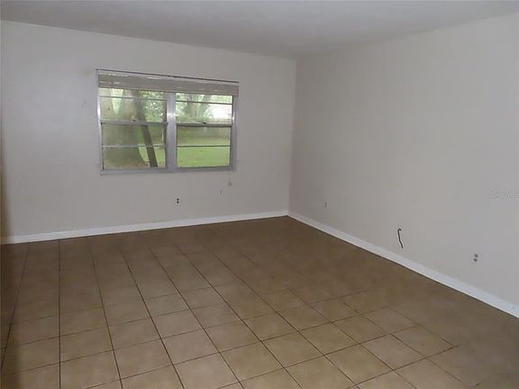 4th image of 4706 NW 40th Ter