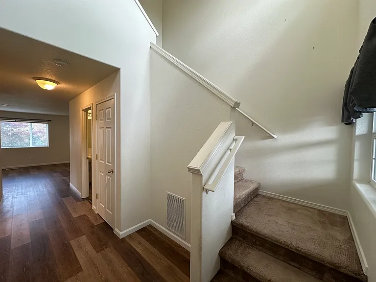 4047 Thoroughbred Ave SE — Photo 51