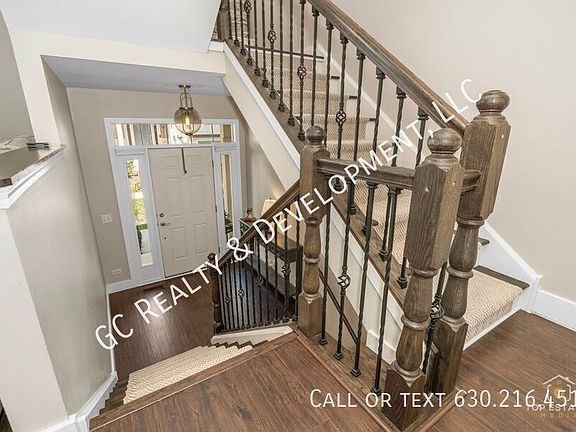 2nd image of 927 Indigo Ct