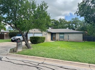 1501 Greenfield Dr, Round Rock, TX 78664