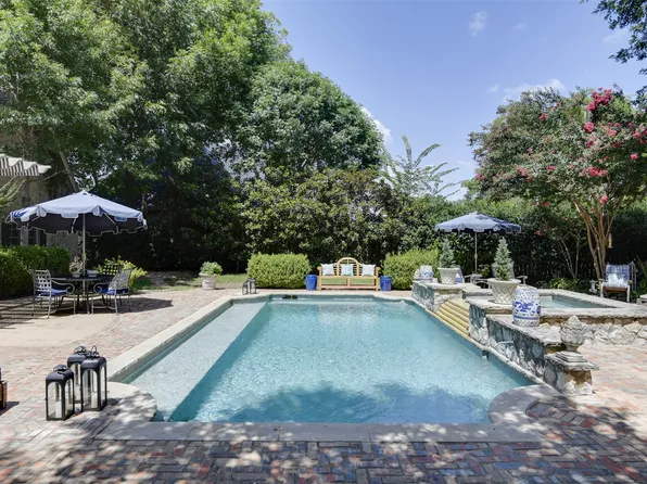 206 Katy Lake Dr, Waxahachie, TX 75165