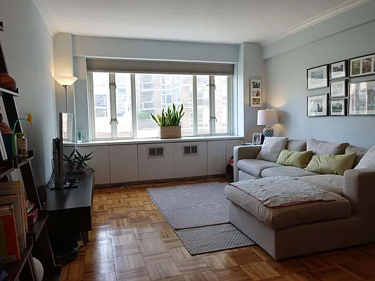 Rented by Real Estate Investors Group LLC | media 6