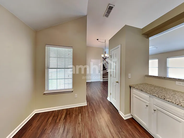 214 Woodland Way — Photo 5