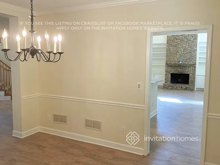 1942 Tristan Dr SE — Photo 5