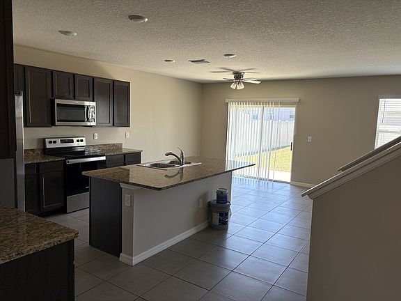 5th image of 2426 Knight Island Dr