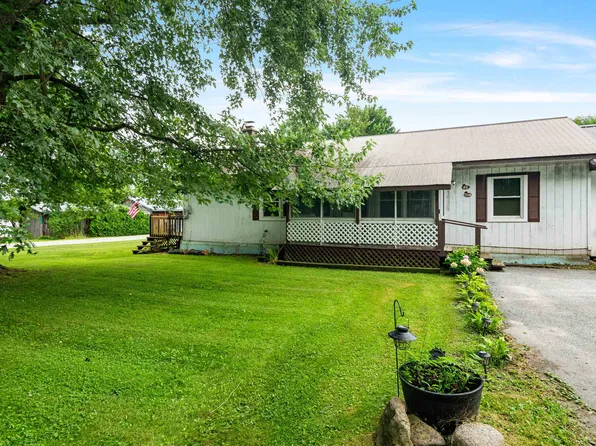 88 Cedar Lane, Alburgh, VT 05440