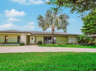 7880 Oakmont Dr, Lake Worth, FL 33467