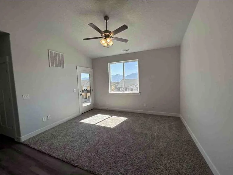 13537 Poole Dr #302 — Photo 7