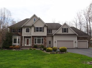 2 Wild Brush Trl, Spencerport, NY 14559