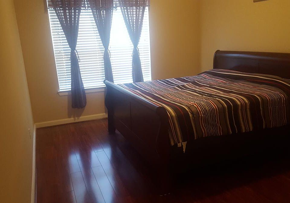2nd image of 2605 Clower St