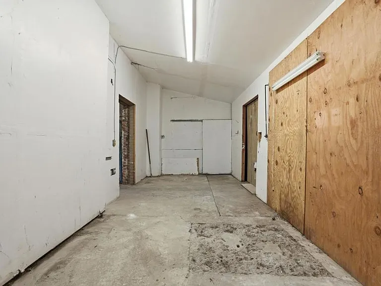 1000 Chanslor Ave — Photo 9