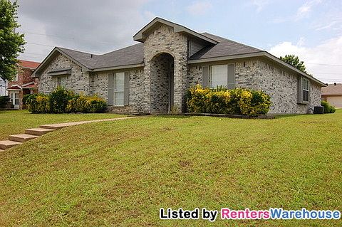 1st image of 917 Winterbury Ct