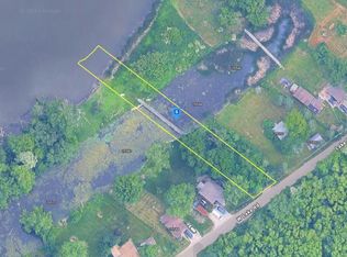 26572 W Lake Rd, Antioch, IL 60002