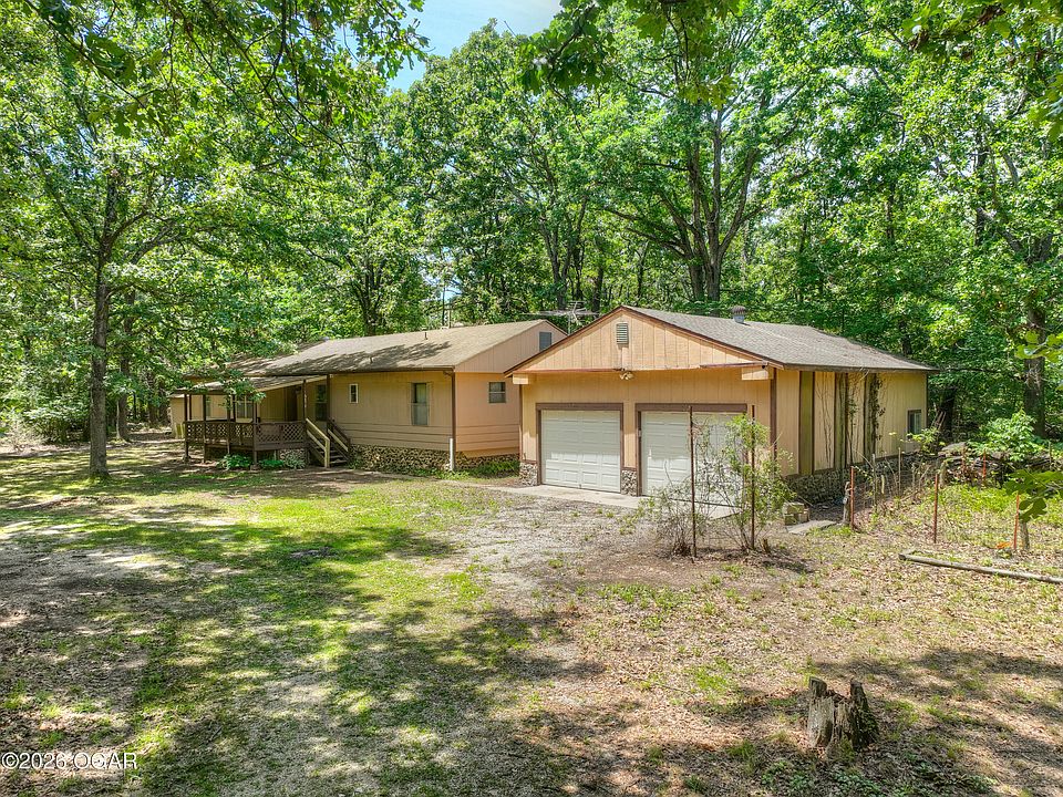 1st image of 8879 Douglas Ln