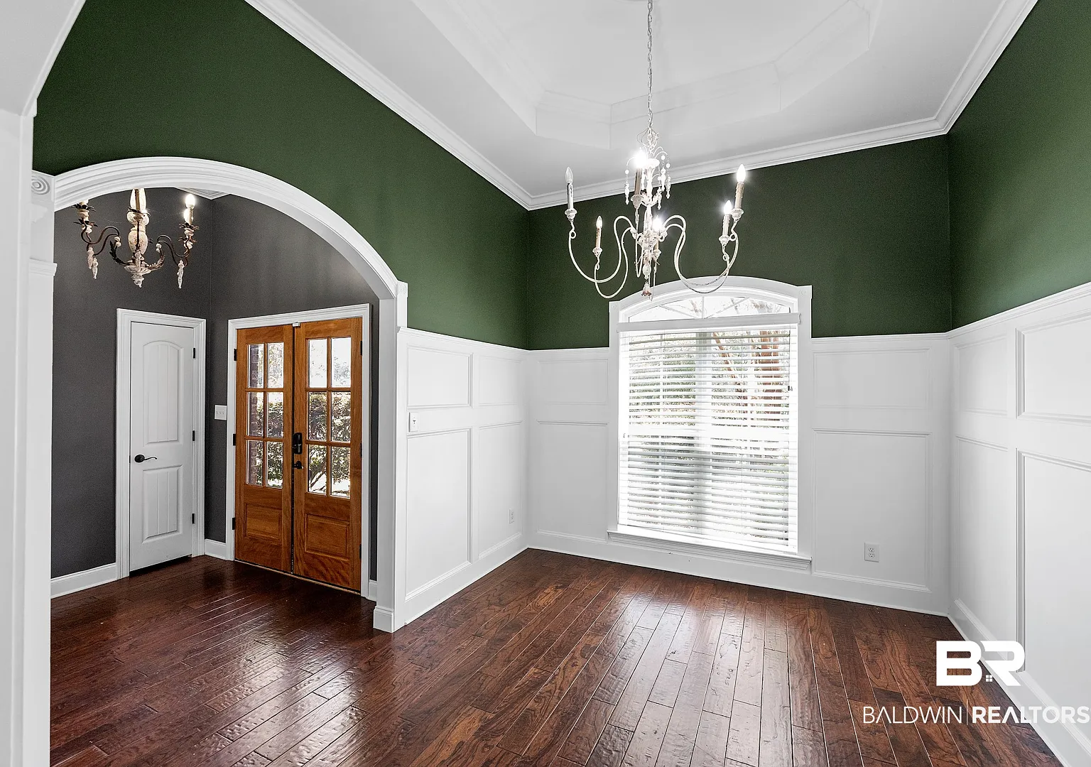 4 bed, 3.0 bath, 2594 sqft, $2,800 — Photo 4