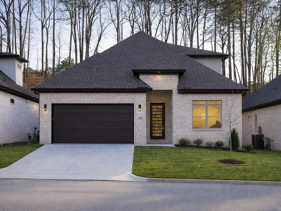 1st image of 111 Kinley Loop