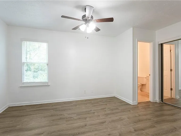 1585 Springleaf Point SE — Photo 19
