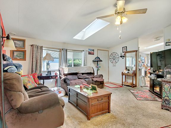 3rd image of 20708 10th Ave E
