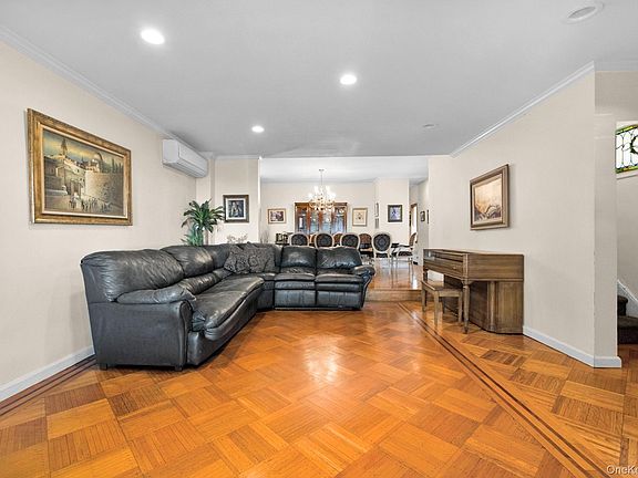 3rd image of 8514 123rd Street
