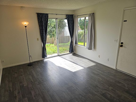 3rd image of 271 S Ventura Rd Unit 293