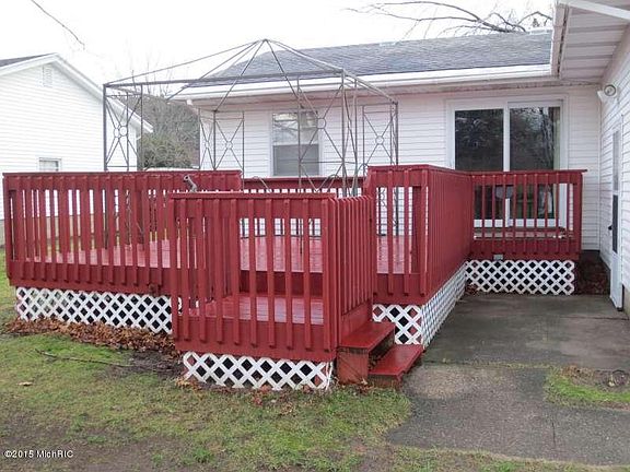 3rd image of 804 E Lincoln St