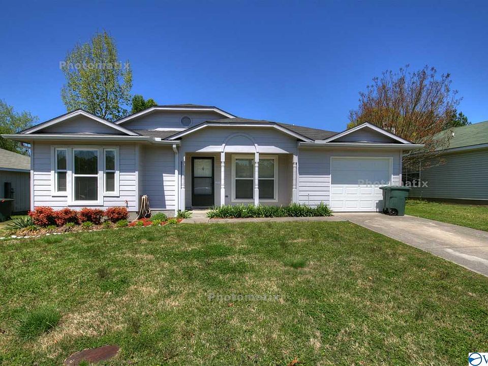 1st image of 210 Knox Creek Trl NW