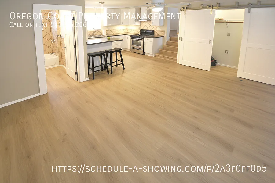 Building Photo - 2065 NW 34th St #1