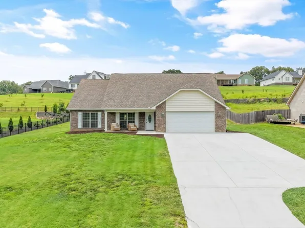 5715 Nails Creek Rd, Maryville, TN 37804
