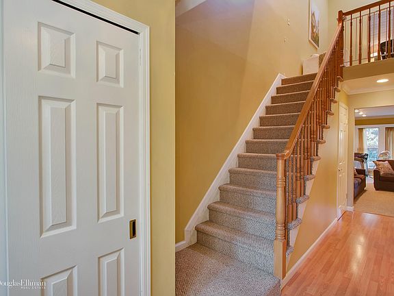 5th image of 78 Aspen Dr W