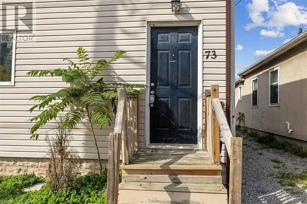 73 Vine Street South St. Catharines — Photo 3