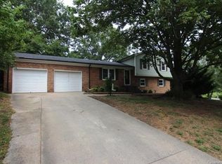 1205 Memory Ln, Monroe, NC 28112