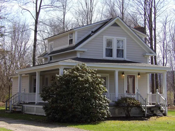 43 Middle Road, Clarendon, VT 05759