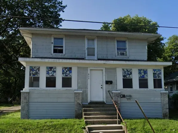 805 E Main St, 805 E Main St APT 3, Urbana, IL 61802