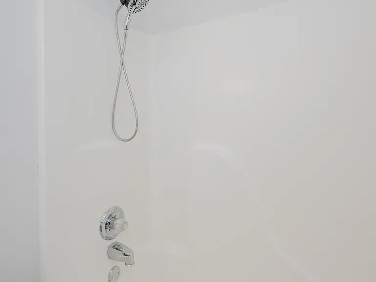4570 Haley St — Photo 10