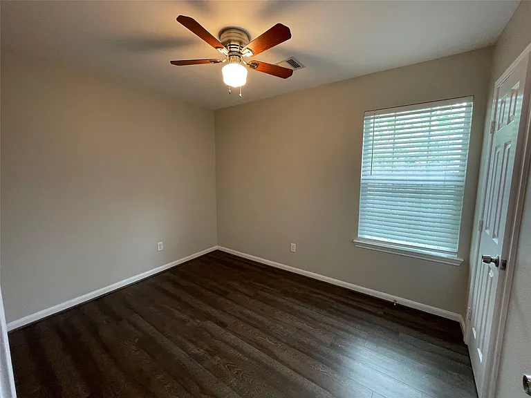 3340 Simmons St — Photo 13