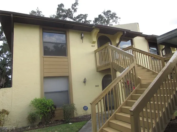 2027 Golfside Village Dr, Lehigh Acres, FL 33936