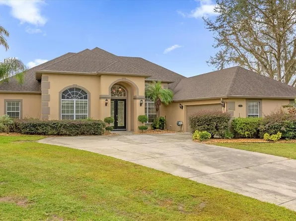 23134 Oak Cluster Dr, Sorrento, FL 32776