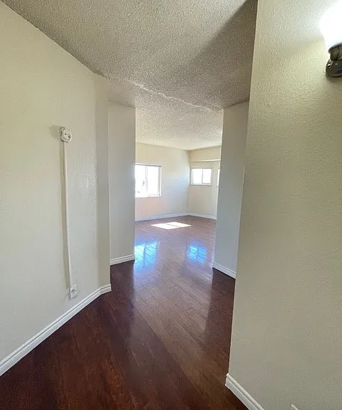 2600 W 8th Street — Photo 24