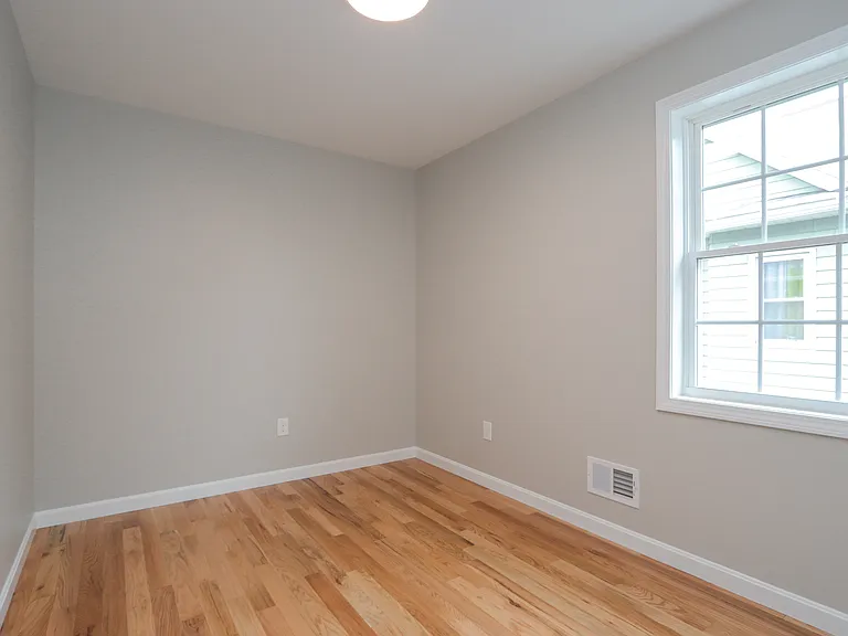 859 Carew St #857 — Photo 29