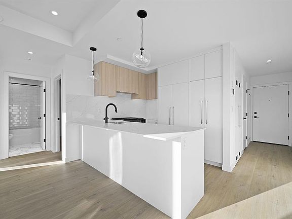 3rd image of 8375 S Broadcast Ave SW #701