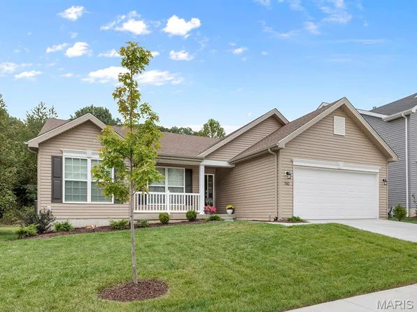 528 Evening Primrose Dr, Wentzville, MO 63385