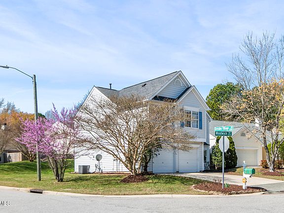 3rd image of 2201 Woodwyck Way