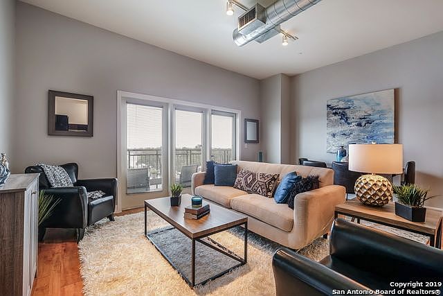 1st image of 1401 S Flores St APT 406