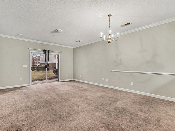 3rd image of 208 Castle Dr. #1373