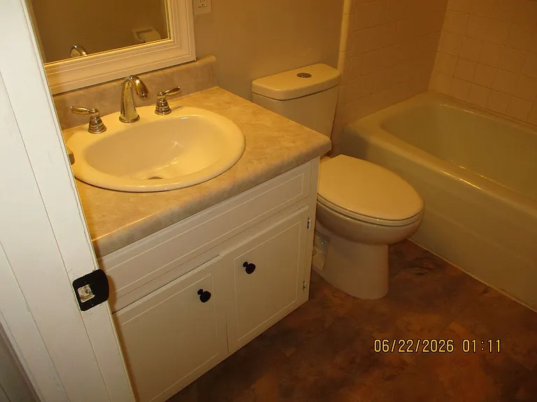 1108 Duke Ln — Photo 13